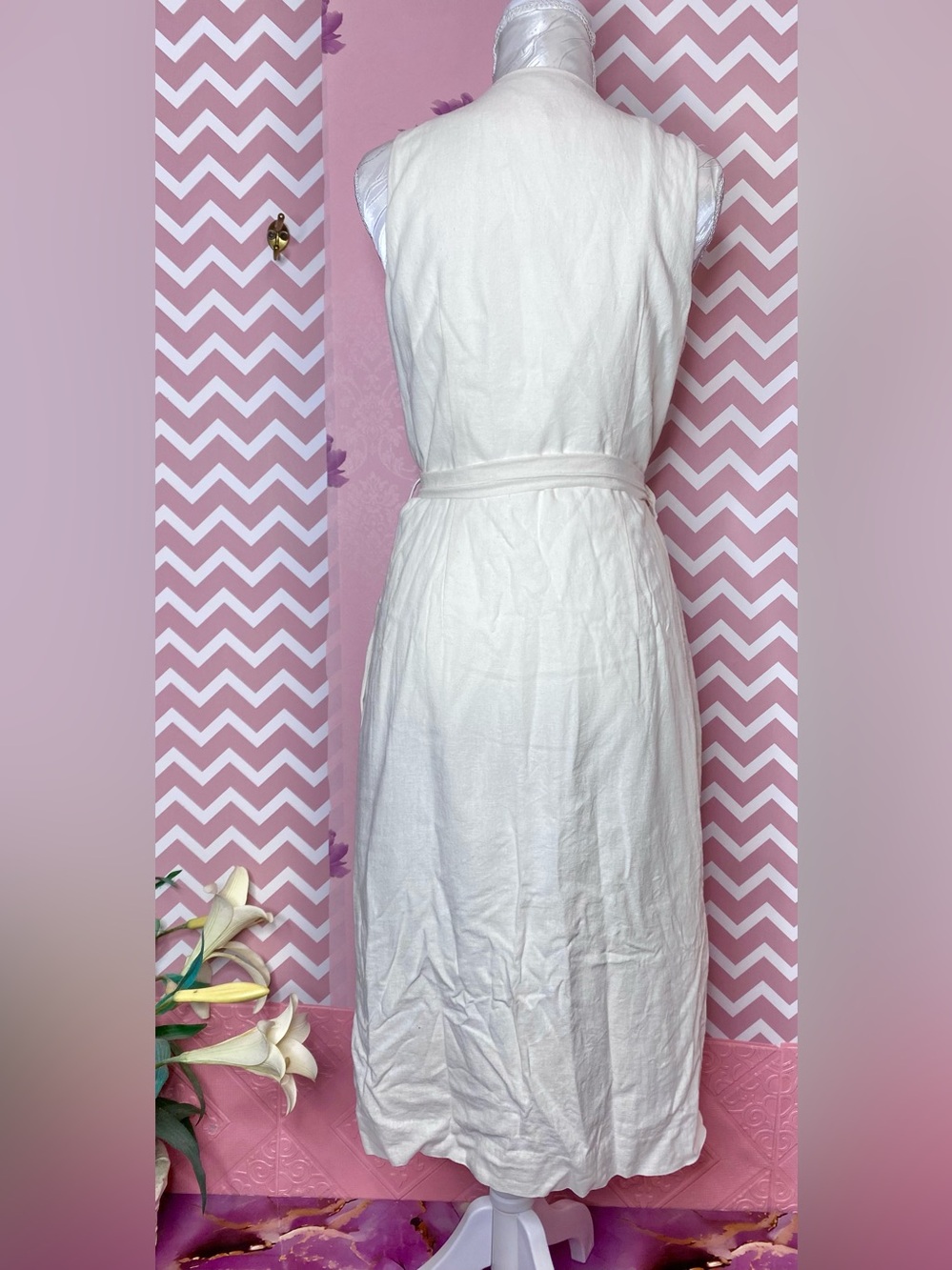 π· Birch White Linen Blend 90s Sleeveless Button-Front Midi Dress with Tie Belt π· - Picture 7 of 9